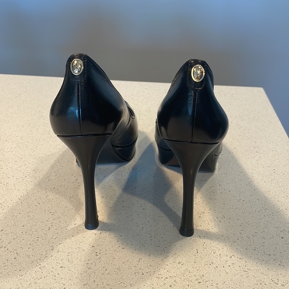 Black leather peep toe platform heel - Picture 3 of 7